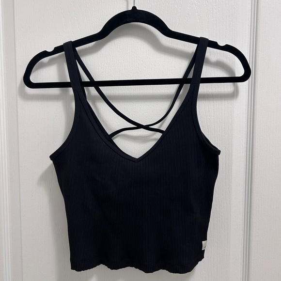 Vuori Rib Crop Tank - Picture 3 of 6